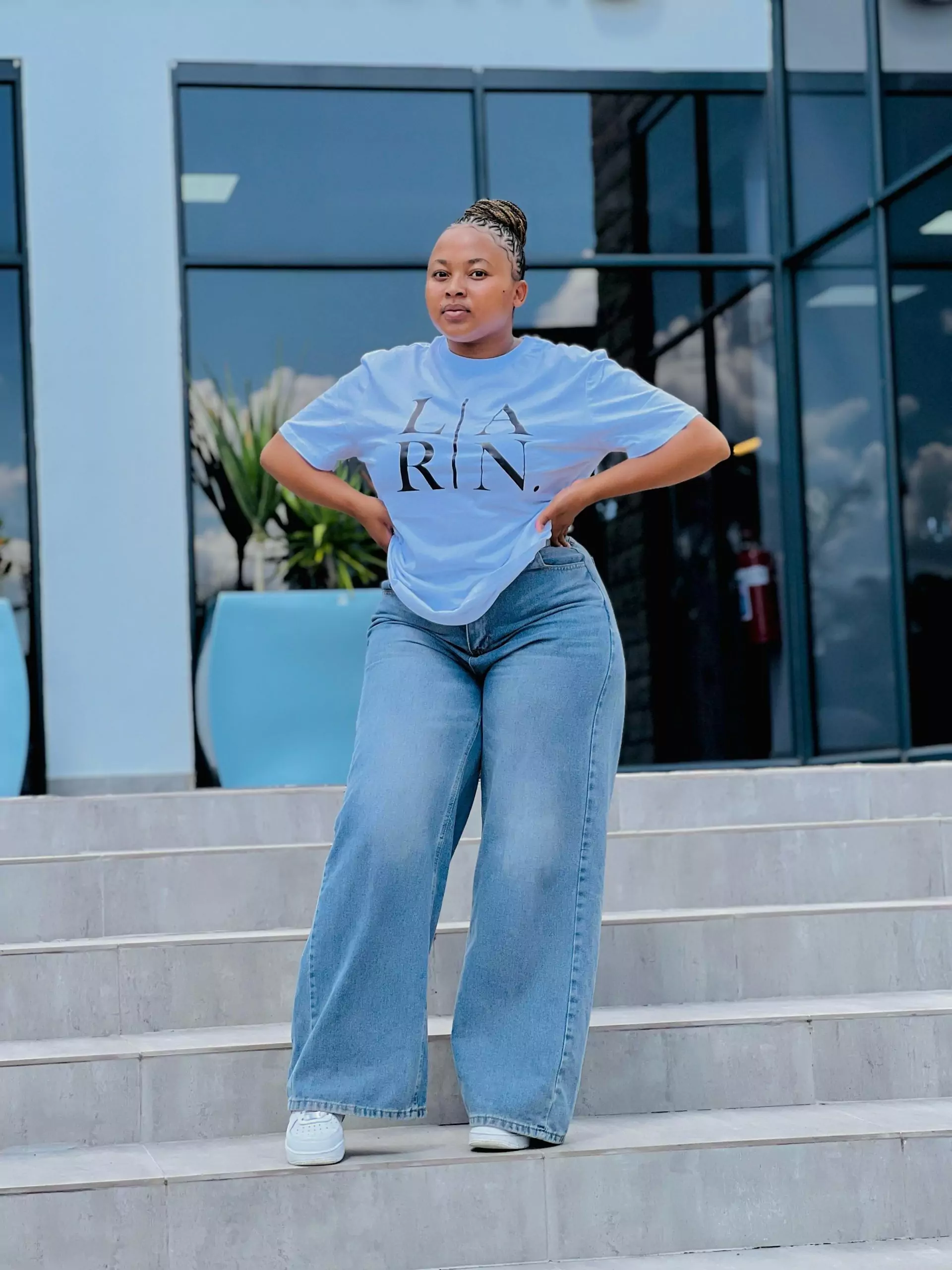 Velour Crest - Image 2