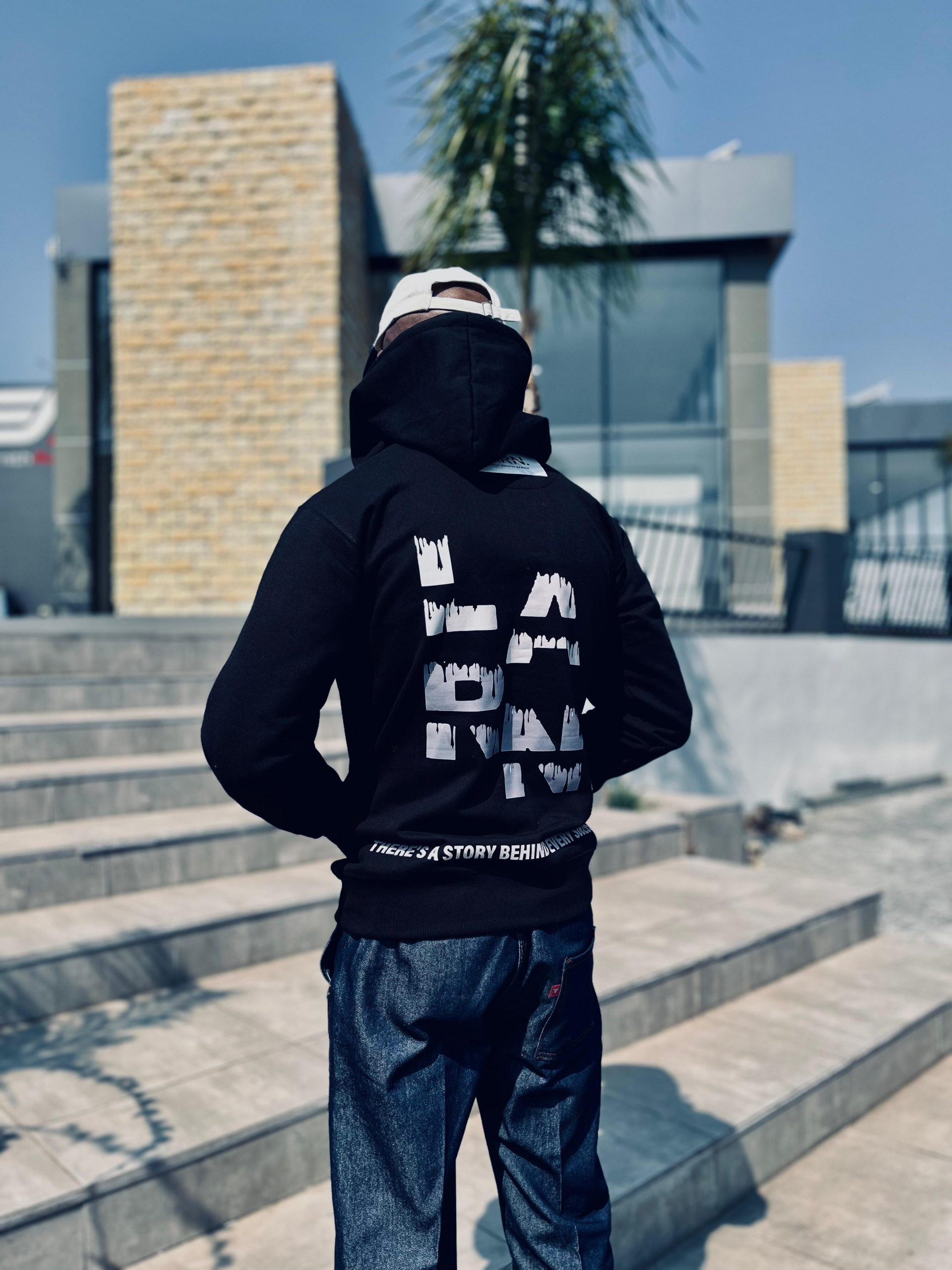 ELEGANT: HOODIE - Image 2