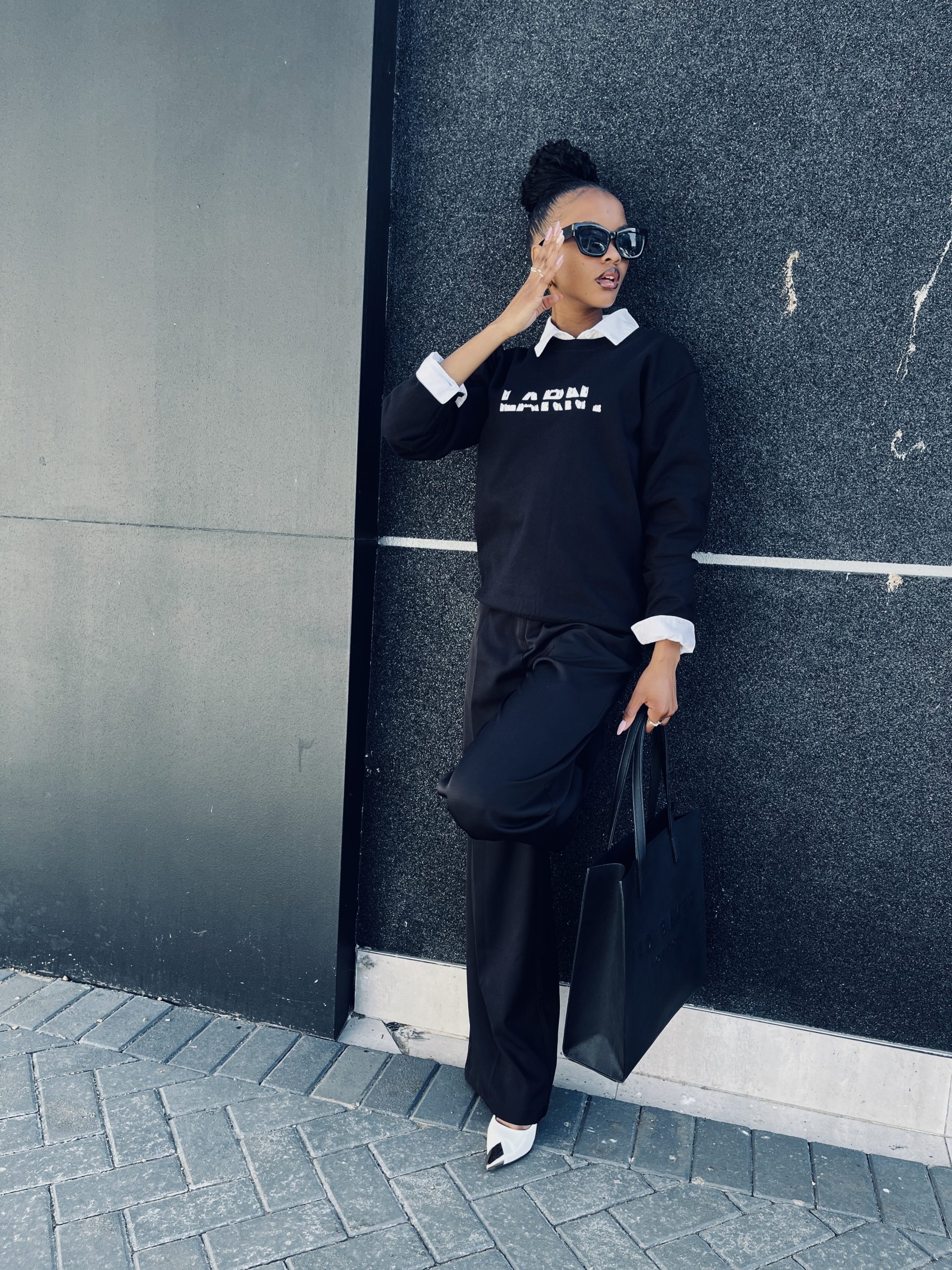 ELEGANT SWEETER - Image 3